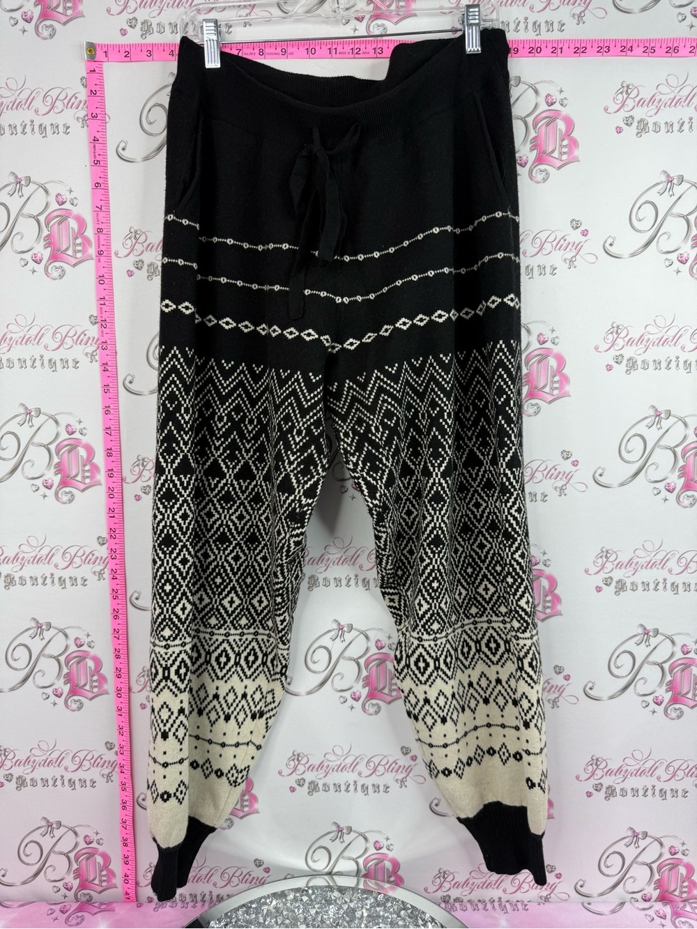 Joie pants joggers knit cozy soft Black and Cream Fair Isle Knit Joggers